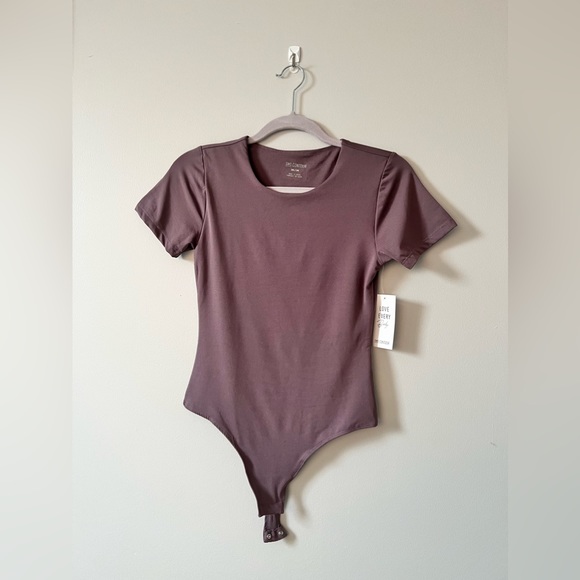 Urban Planet SWS Contour Body Suit. - Picture 2 of 4